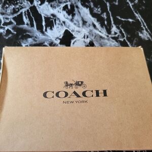 Coach New York Brown Box